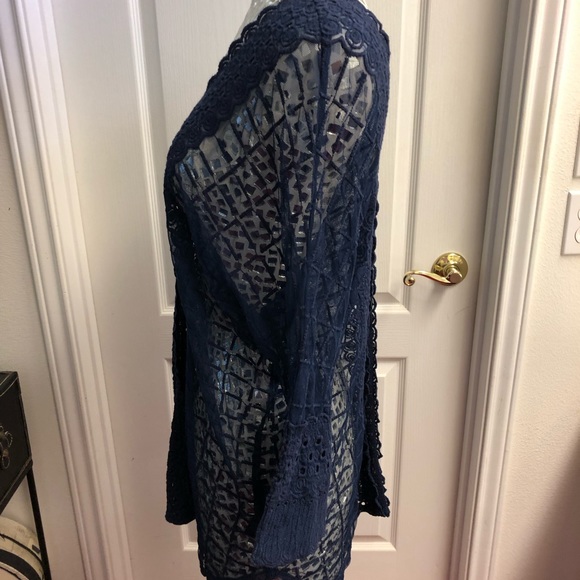 Chico’s Black Label Top - Picture 3 of 5